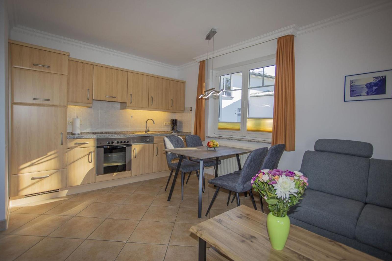 Ferienhaus Zum Suedstrand ゼリン エクステリア 写真